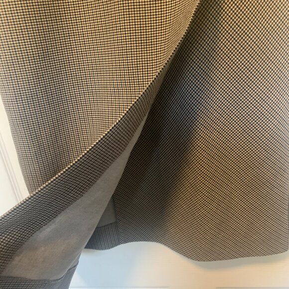Aritzia Babaton Billy Houndstooth Skirt - Picture 5 of 9